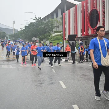 Runner Photo 7879346