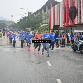 Runner Photo 7879349