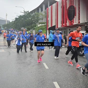 Runner Photo 7879354