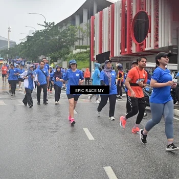 Runner Photo 7879355