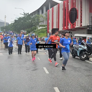 Runner Photo 7879356