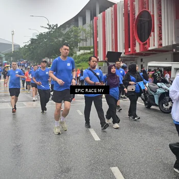 Runner Photo 7879364