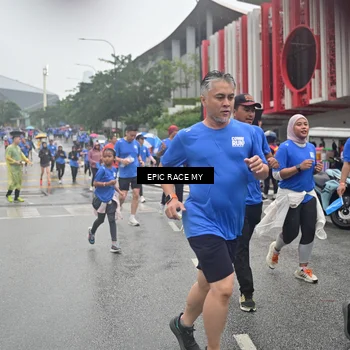 Runner Photo 7879379