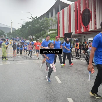Runner Photo 7879382