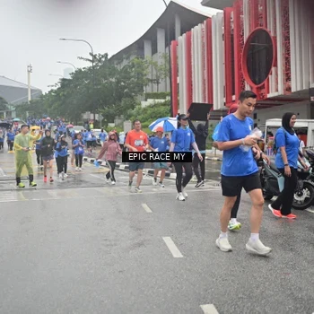 Runner Photo 7879383