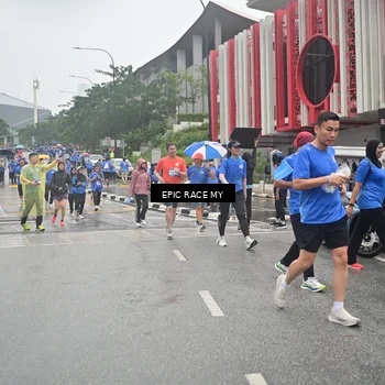 Runner Photo 7879384