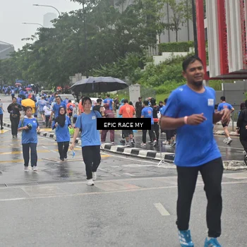 Runner Photo 7879413