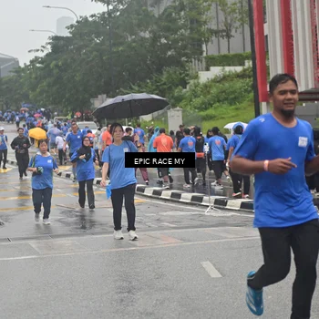 Runner Photo 7879415