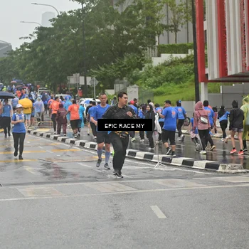 Runner Photo 7879430