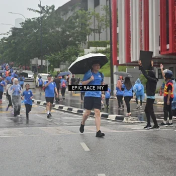 Runner Photo 7879474