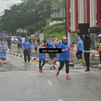 Runner Photo 7879492