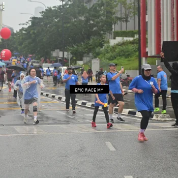 Runner Photo 7879494