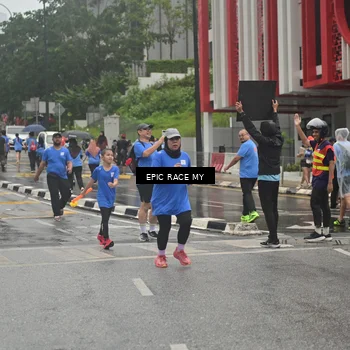 Runner Photo 7879500