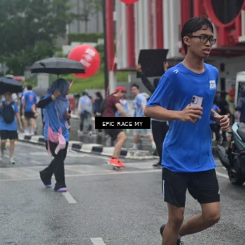 Runner Photo 7879512