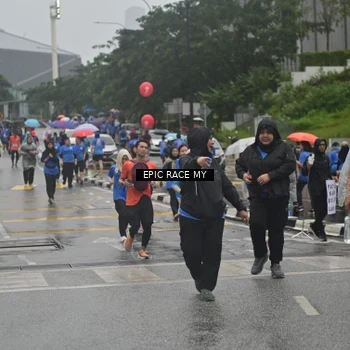 Runner Photo 7879614