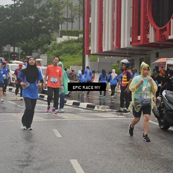 Runner Photo 7879651