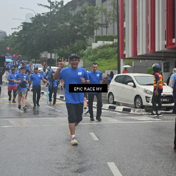 Runner Photo 7879694
