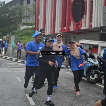 Runner Photo 7879756