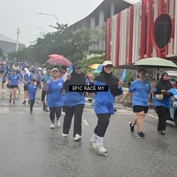 Runner Photo 7880004