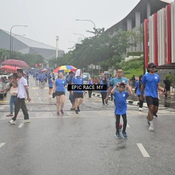 Runner Photo 7880008