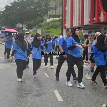 Runner Photo 7880023