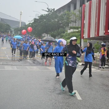 Runner Photo 7880065
