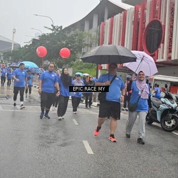 Runner Photo 7880072