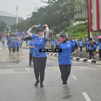 Runner Photo 7880091