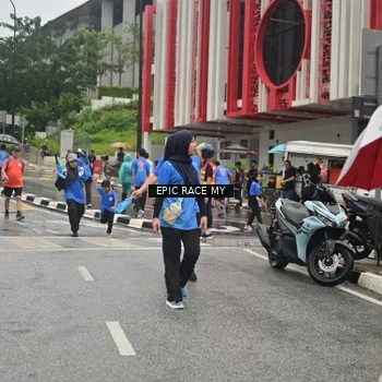 Runner Photo 7880135