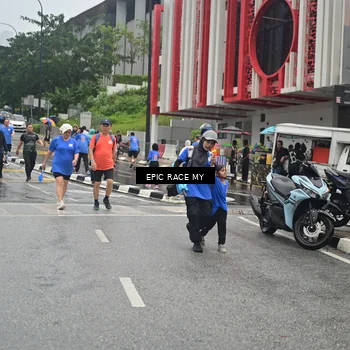 Runner Photo 7880136