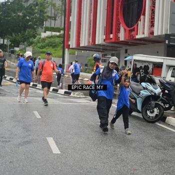 Runner Photo 7880142