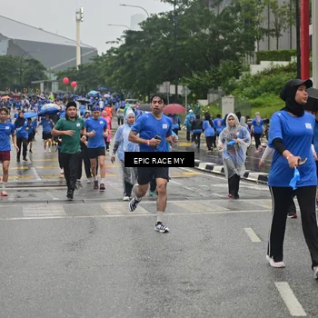 Runner Photo 7880175
