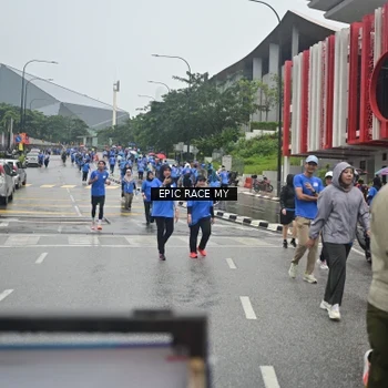 Runner Photo 7880275