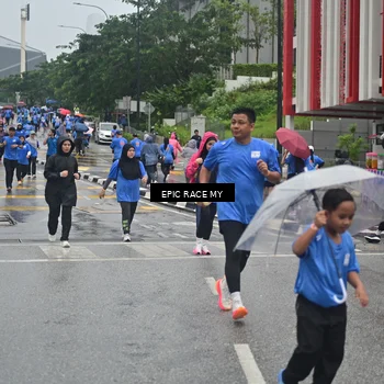 Runner Photo 7880302