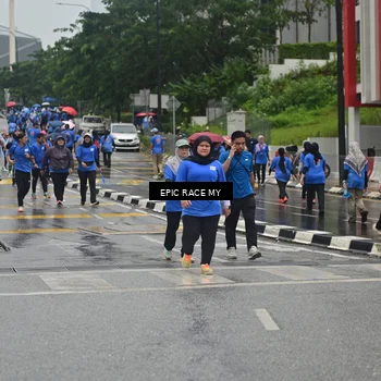 Runner Photo 7880321