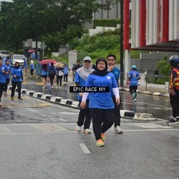 Runner Photo 7880334