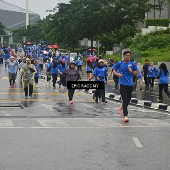 Runner Photo 7880335