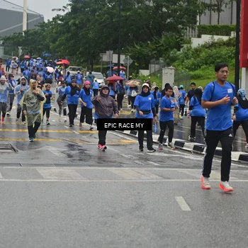 Runner Photo 7880336