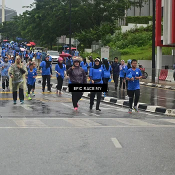 Runner Photo 7880351