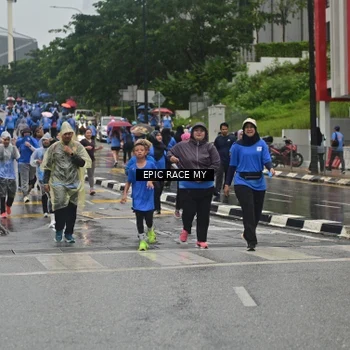 Runner Photo 7880352