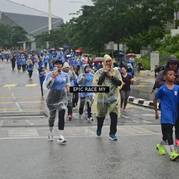 Runner Photo 7880364