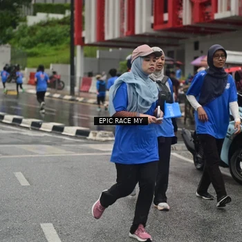 Runner Photo 7880377