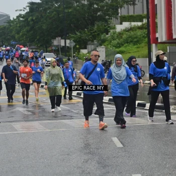Runner Photo 7880396