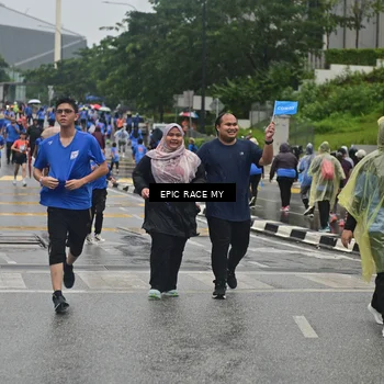 Runner Photo 7880405
