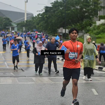 Runner Photo 7880408