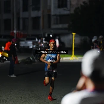 Runner Photo 7880436