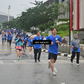 Runner Photo 7880441