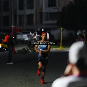 Runner Photo 7880443