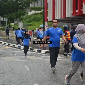 Runner Photo 7880453