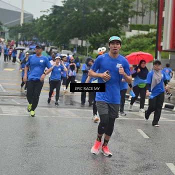 Runner Photo 7880563